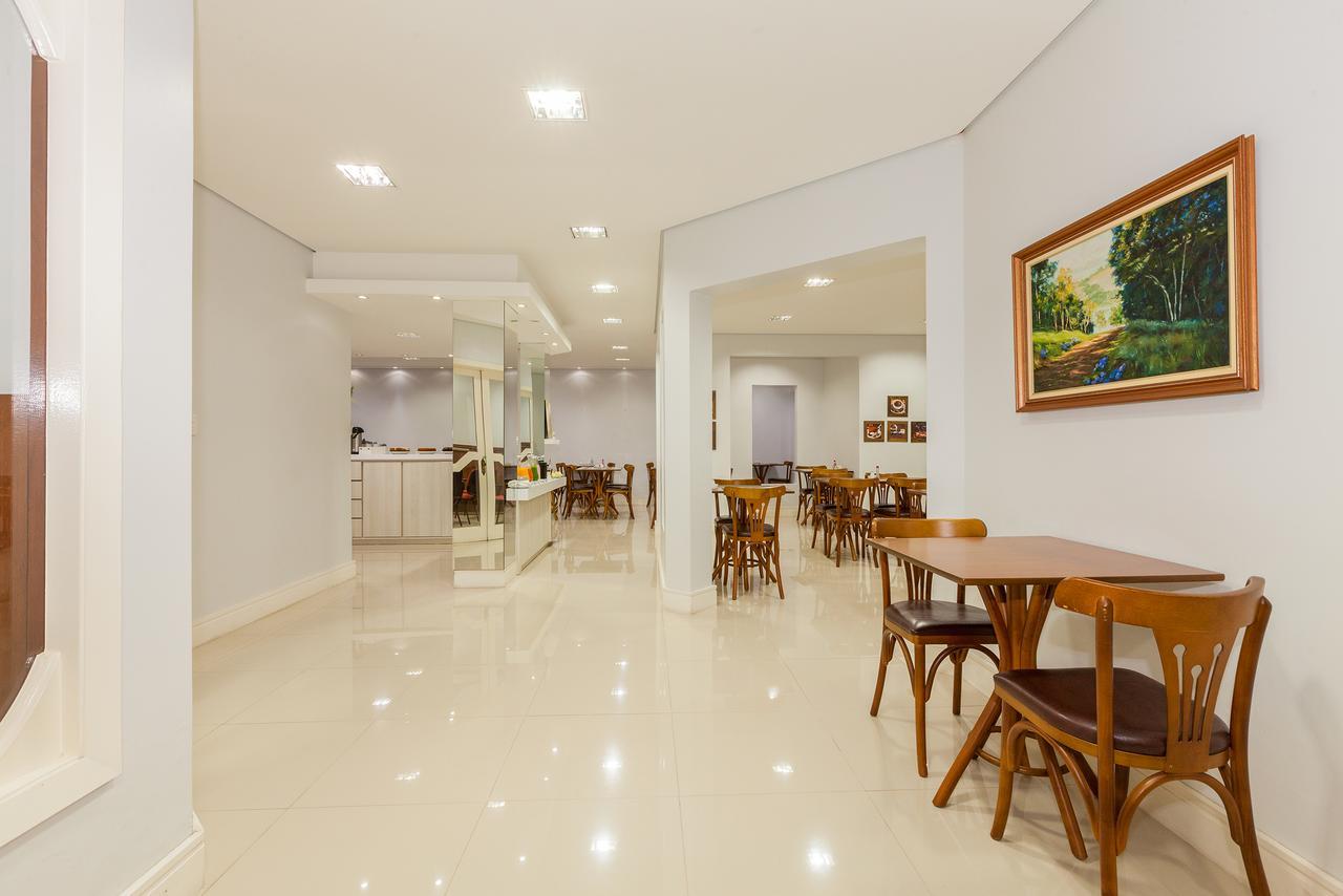 Tri Hotel Encantado Encantado  Luaran gambar