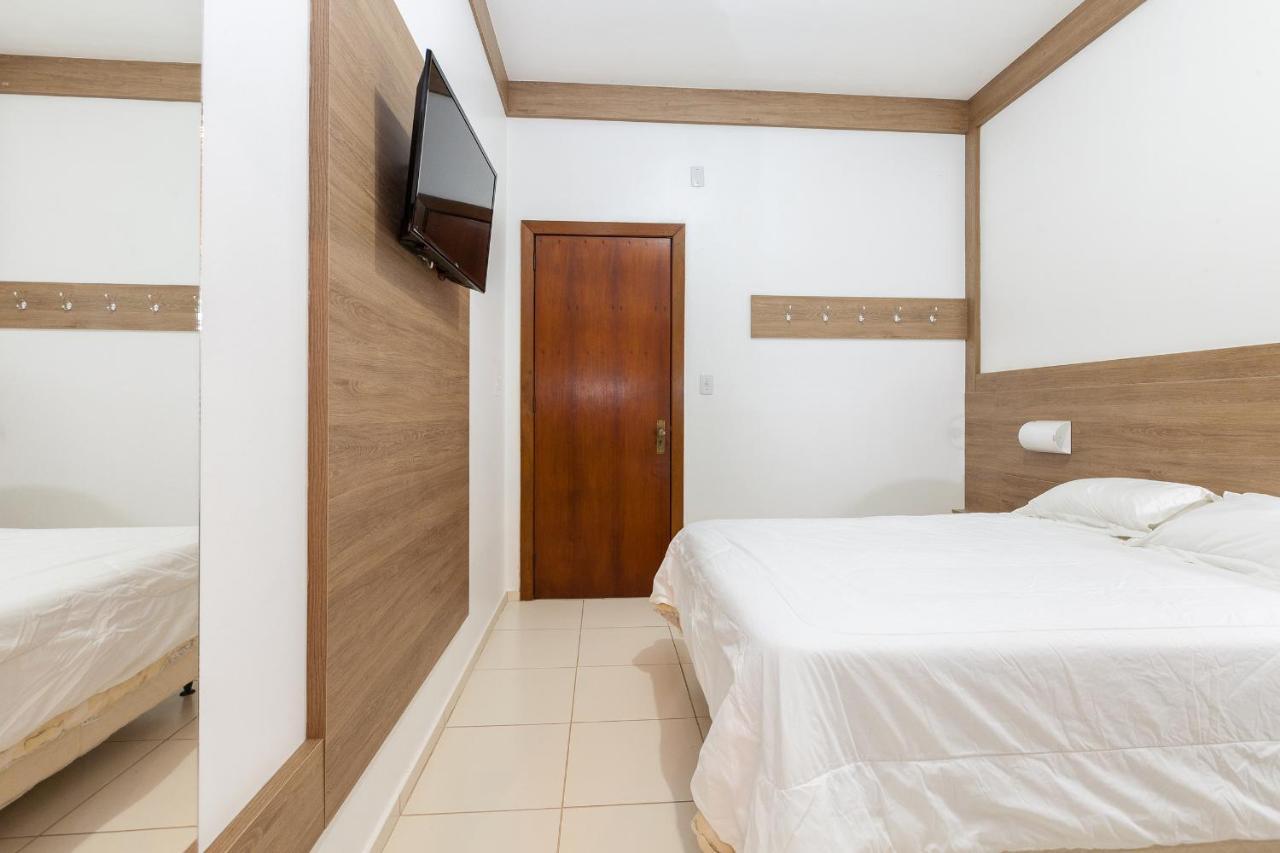 Tri Hotel Encantado Encantado  Luaran gambar